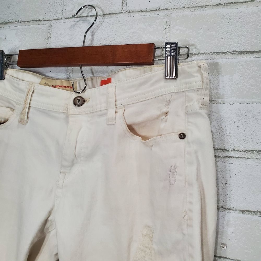 Women's Distressed White Patch Jeans - Picture 6 of 16